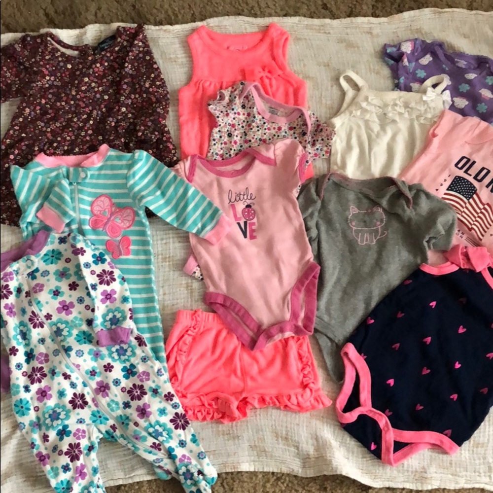 Lot of baby girl clothes